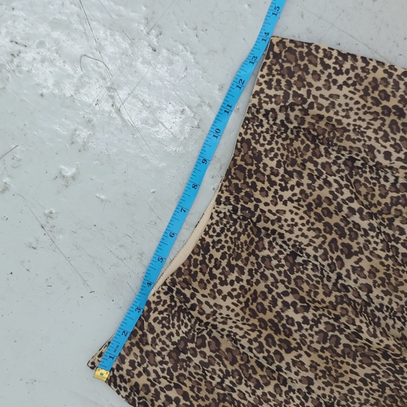 DANA BUCHMAN Skirt 100% Silk Leopard Print Skirt size 4 - Picture 16 of 17